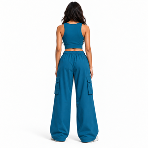 Conjunto de Dos Piezas para Mujer: Top Corto Tejido Azul Turquesa y Pantalones Cargo de Pierna Ancha con Cintura Elástica, Estilo Casual Urbano - Product Image 6