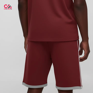 ชุดเซ็ตเสื้อยืดแขนสั้นกางเกงขาสั้นสตรีทแวร์พิมพ์โลโก้ตามสั่งสำหรับผู้ชาย ผ้าฝ้าย 100% เบาสบาย ระบายอากาศได้ดี - Product Image 5