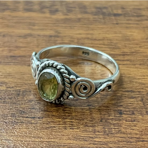Vintage Style Citrine <b>Ring</b> (3.1 Grams) <b>Crafted</b> Silver 925 for Daily Wear & Occasional Gift Jewelry for Unisex - Product Image 3