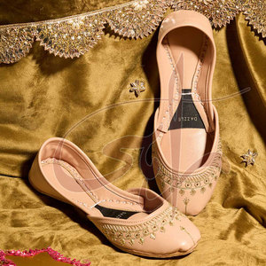 OEM Service Fashionable Women <b>Khussa</b> Anti-Slippery High Quality Customizable Color & Logo All Seasons Best Price for Adults - Product Image 3