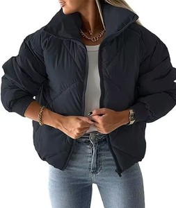 Veste matelassée courte pour femme, col montant, fermeture éclair, rembourrage épais, couleur unie, vêtement d'extérieur d'hiver - Product Image 2