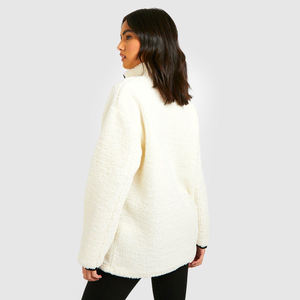 Sweat à capuche personnalisé en polaire Teddy épais pour femme, style manteau, doublé, coupe oversize, brodé, effet délavé - Product Image 6