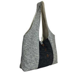 Bolso de hombro bohemio de algodón hecho a mano para mujer, cierre de botón de coco ecológico, ligero, 19L, viaje sostenible - Product Image 5