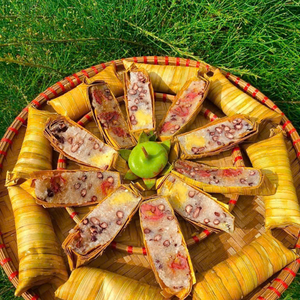 ขนมข้าวเหนียวมะพร้าวและกล้วยห่อใบไผ่ – ขนมหวานแบบดั้งเดิมของเวียดนามที่ออกแบบมาเพื่อตลาดต่างประเทศ - Product Image 3