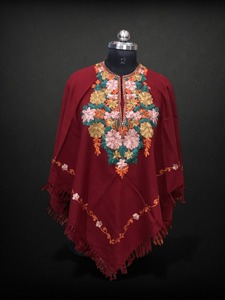 Poncho-châle en laine brodé Aari du Cachemire pour femme, motif floral, fait main, enveloppement d'hiver de luxe, cape en laine brodée du Cachemire - Product Image 3