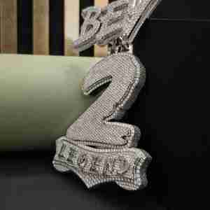 Colgante con el número 2 y la letra BEY personalizada, de acero inoxidable, plata de ley cultivada en laboratorio, chapado en platino, 45 CT, unisex, DOPE - Product Image 2