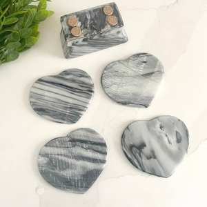 Sous-verres en marbre écologiques et résistants, durables, lavables, en pierre naturelle, en forme de cœur, pour un usage quotidien - Product Image 1