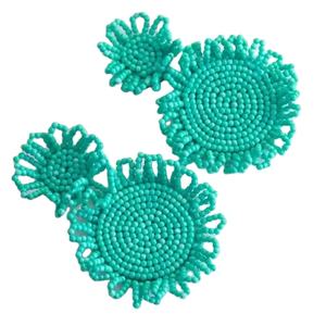 Pendientes de Aro con Cuentas de Semilla, Bordados a Mano, Diseño de Moda, El Mejor Diseño de MD HANDICRAFTS - Product Image 1