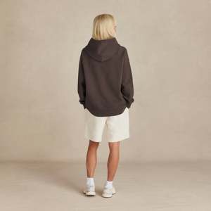 Sweat-shirt à capuche pour femme en coton, pull décontracté streetwear avec poche avant et logo, idéal pour l'automne - Product Image 2
