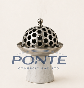 Brûleur d'encens en marbre blanc naturel au design vintage avec couvercle en métal alvéolé, diffuseur de parfum d'ambiance haut de gamme pour la méditation - Product Image 6