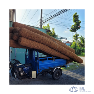 [สินค้าขายดี] บลูโลตัส ฟาร์ม แผ่นใยมะพร้าวอัดแท่ง ย่อยสลายได้ทางชีวภาพ สำหรับควบคุมการกัดเซาะ ป้องกันตลิ่งแม่น้ำ - Product Image 1