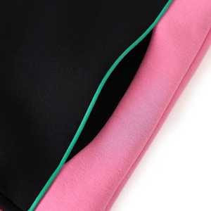 Chaqueta de Calentamiento AKA Black Air Tech Fleece Unisex con Ribete Rosa y Verde, Bordado Chenille con Letras Griegas, Cierre Premium, Corte Atlético - Product Image 6