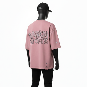 Camiseta de hombre de corte holgado estilo streetwear, tela gruesa con parche de chenilla y gráfico bordado, 100% algodón, ajuste holgado, estampada. - Product Image 5