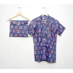 Conjunto de Pijama Romántico para Mujer, 100% Algodón, Estampado a Mano, Pantalones Cortos Tipo Canguro, Estampado Floral, Ropa de Dormir Suave, Perfecta para el Hogar - Product Image 4