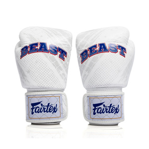 Guantes de Boxeo Fairtex Beast, de Cuero Blanco, con Cierre de Velcro, Transpirables, para Entrenamiento de Adultos - Product Image 2