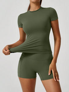 ชุดออกกำลังกายโยคะวิ่งไนลอนสีพื้นเนื้อนุ่มพิเศษสำหรับผู้หญิงเอวสูงยืดหยุ่นชุดกางเกงขาสั้นสองชิ้นชุดกีฬาชุดลำลอง - Product Image 2