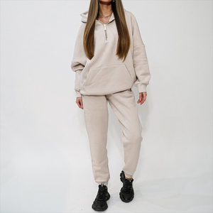 Ensemble de survêtement 2 pièces pour femme, imprimé personnalisé de haute qualité, confortable, printemps/été, avec sweat à capuche zippé et short, style streetwear - Product Image 1