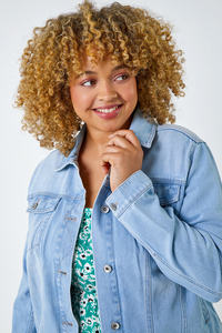 เสื้อแจ็คเก็ตยีนส์ผู้หญิงแบบมีกระเป๋าหน้าอกคู่ สไตล์ทรัคเกอร์แบบดั้งเดิม - Product Image 4