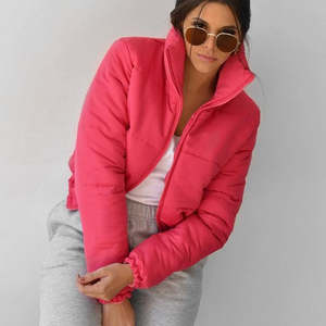 Chaqueta Corta Acolchada de Punto para Mujer, con Capucha, Forro de Algodón Grueso y Cálido, Transpirable, Ecológica, Personalizable para Invierno - Product Image 5