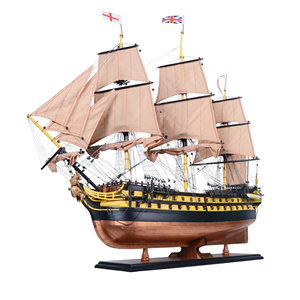 Maqueta de Barco de Guerra Británico HMS Caesar 1793, Hecha a Mano, Ecológica, Pintada en Madera, Artículo Coleccionable, Decoración para Hogar u Oficina, 93Lx27Wx82H Cm - Product Image 2