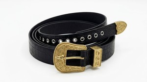 Ceinture Western en Cuir PU Noir Gaufré Crocodile avec Boucle Cowboy Dorée et Œillets – Ceinture Tendance pour Hommes et Femmes – Fournisseur en Gros Personnalisable - Product Image 3