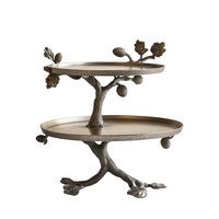 Support à gâteau en bois à design côtelé naturel, finition naturelle, idéal pour présenter des cupcakes, des pâtisseries, des gâteaux et des biscuits