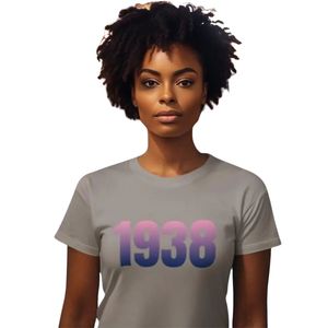 T-shirt imprimé gris pour femme 1938, dégradé rose et bleu marine, motif numérique, manches courtes, col rond, décontracté, pour tous les jours, vente en gros de vêtements - Product Image 1