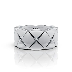 Bague audacieuse géométrique matelassée en argent sterling pour homme, bijou raffiné avec motif moissanite facetté, idéale pour un mariage - Product Image 1