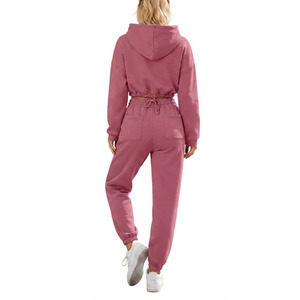 Ensemble de survêtement court personnalisé pour femme en molleton doux – Design élégant sur mesure – Style streetwear – Prix bas - Product Image 2