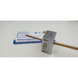 Matriz de torsión EAGLE para brazalete hueco-T 16.0211-T 9001, entrada de 4.00mm a salida de 3.30mm, rectángulo de hierro para fabricación de joyería de oro y plata - Product Image 1