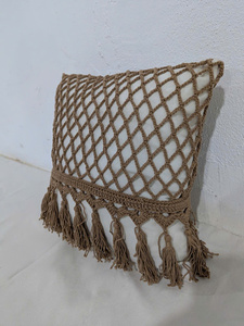 Funda de cojín cuadrada de punto hecho a mano con patrón geométrico estilo bohemio para decoración del hogar, para mayor comodidad - Product Image 3