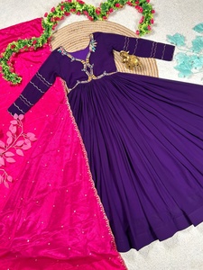 Ensemble de robe de soirée en tissu FOUX de qualité supérieure avec dupatta brodé, extensible et à séchage rapide pour femmes - Product Image 4