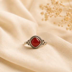 Bague en argent sterling 925 avec onyx rouge, bijoux classiques de haute qualité pour femmes, avec pierre précieuse onyx rouge - Product Image 4