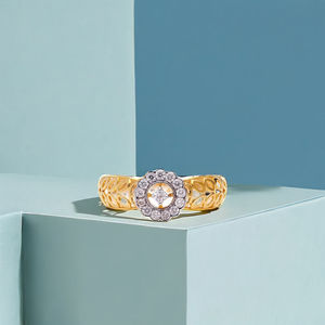 แหวนหมั้นลายใบไม้สีทอง |   แหวนผู้หญิงดีไซน์เถาวัลย์โปร่งประดับเพชร CZ แบบสามแถว - Product Image 6