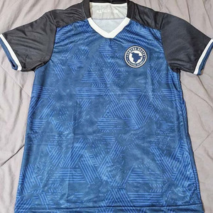 Nuevos Conjuntos y Camisetas de Fútbol Personalizadas para Adultos Unisex, Uniformes de Fútbol 100% Poliéster de Manga Corta de Secado Rápido para Verano - Product Image 1