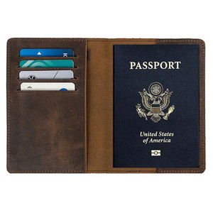 Porte-passeport en PU personnalisé fait main ; emplacements pour cartes, cadeau d'entreprise idéal pour les voyageurs. - Product Image 1