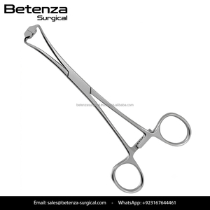Pinces à serviettes chirurgicales Peers Bertram 14,5 cm en acier inoxydable, à pointes dentelées et rainurées, de haute qualité - Product Image 5