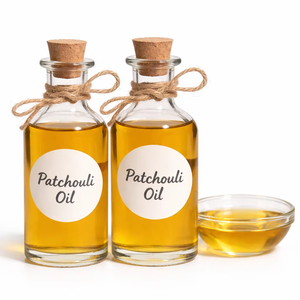 Aceite Esencial de Pachulí Natural: Eleva tus rituales refinados con su aroma profundo y terroso. - Product Image 2