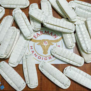 Peine para Barba de Hueso de Búfalo Estilo Vikingo Hecho a Mano con Estuche de Almacenamiento de Hueso, Accesorio de Aseo Premium a Precio Mayorista - Product Image 5