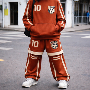 Survêtements uniques inspirés du football, personnalisés, unisexes, en polaire tissée respirante pour l'hiver, style streetwear (hoodies, sweat-shirts, t-shirts) - Product Image 4