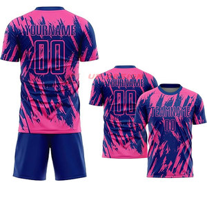 Uniforme de football personnalisé respirant de haute qualité en sublimation 100% polyester unisexe fabriqué au Pakistan - Product Image 6