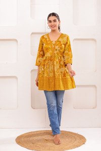 Tunique courte en coton pur pour femmes, de style designer, avec un imprimé élégant |   Vêtements décontractés et quotidiens - Product Image 2