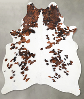 Tapis en cuir de vachette tricolore naturel, marron, noir, blanc, en peau de vache véritable avec poils, tapis en cuir véritable pour décoration de salon, vente en gros OEM