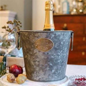 Elegante Enfriador de Vino con Diseño de Asta de Ciervo, Enfriador de Hielo de Metal Duradero, Vajilla Profesional para Restaurantes, Hoteles y Eventos Festivos - Product Image 6