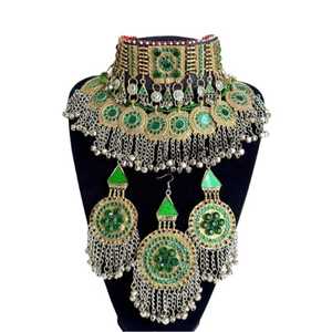 Parures de bijoux afghans Kuchi artisanaux de qualité supérieure, collier ras-de-cou et boucles d'oreilles, pour femmes, disponibles à la vente - Product Image 1