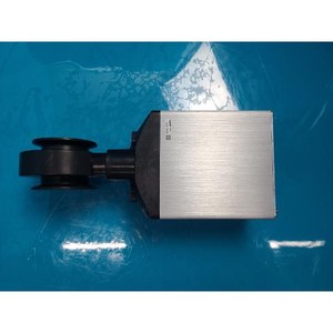 วาล์วควบคุมสุญญากาศแบบปีกผีเสื้อ VAT 61534-KHGH-AME1/0244 ใช้แล้วตามสภาพเดิม อะไหล่อุปกรณ์เซมิคอนดักเตอร์ยี่ห้อ Legacy - Product Image 2