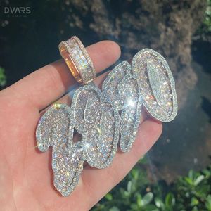 Colgante de Lujo para Hombre, Chapado en Oro, de Plata de Ley 925, con Nombre/Logotipo Personalizado, Totalmente Engastado con Moissanita Baguette, Estilo HipHop Bling - Product Image 2