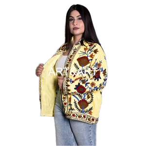 Chaqueta corta bordada a mano Suzani de la mejor calidad 100%, chaqueta elegante clásica con bordado de La India - Product Image 1