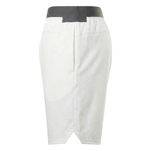 กางเกงขาสั้นกีฬาผู้ชายขายส่ง น้ำหนักเบา สีพื้น สำหรับออกกำลังกายและฝึกซ้อม - Product Image 2