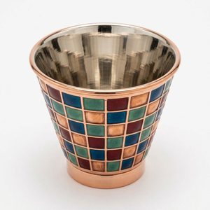 Portavelas de Cobre Hecho a Mano de 14 cm con Diseño de Pavón Meena Grid, Auténtico Diseño Meenakari para Decoración del Hogar, Hoteles, Bodas, Regalos de Mesa - Product Image 3